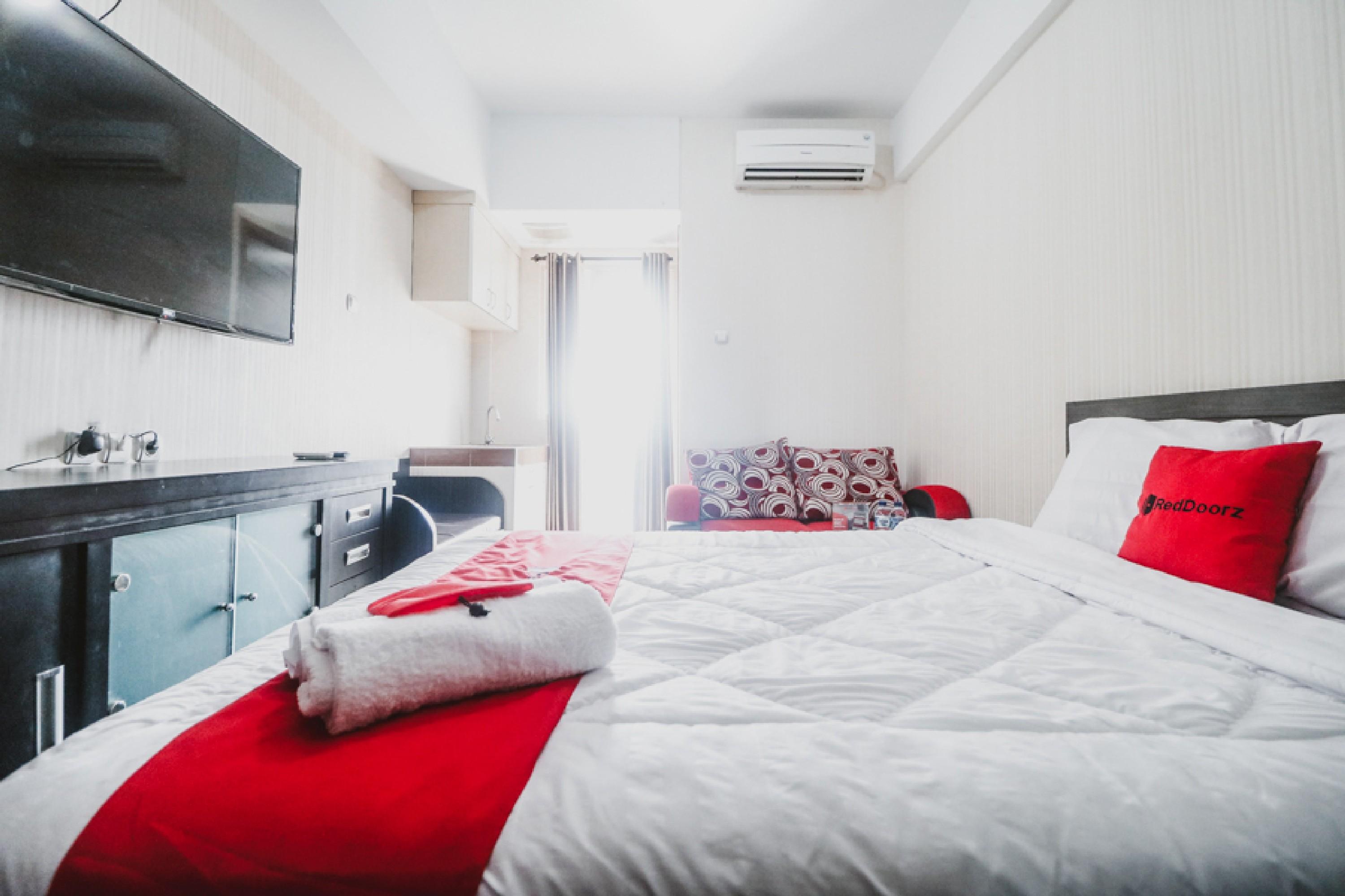 Redliving Apartemen Green Lake View Ciputat - Pelangi Rooms 2 Tower E Tangerang Dış mekan fotoğraf